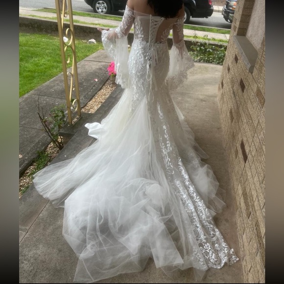 Beautiful weeding dress - Picture 10 of 10